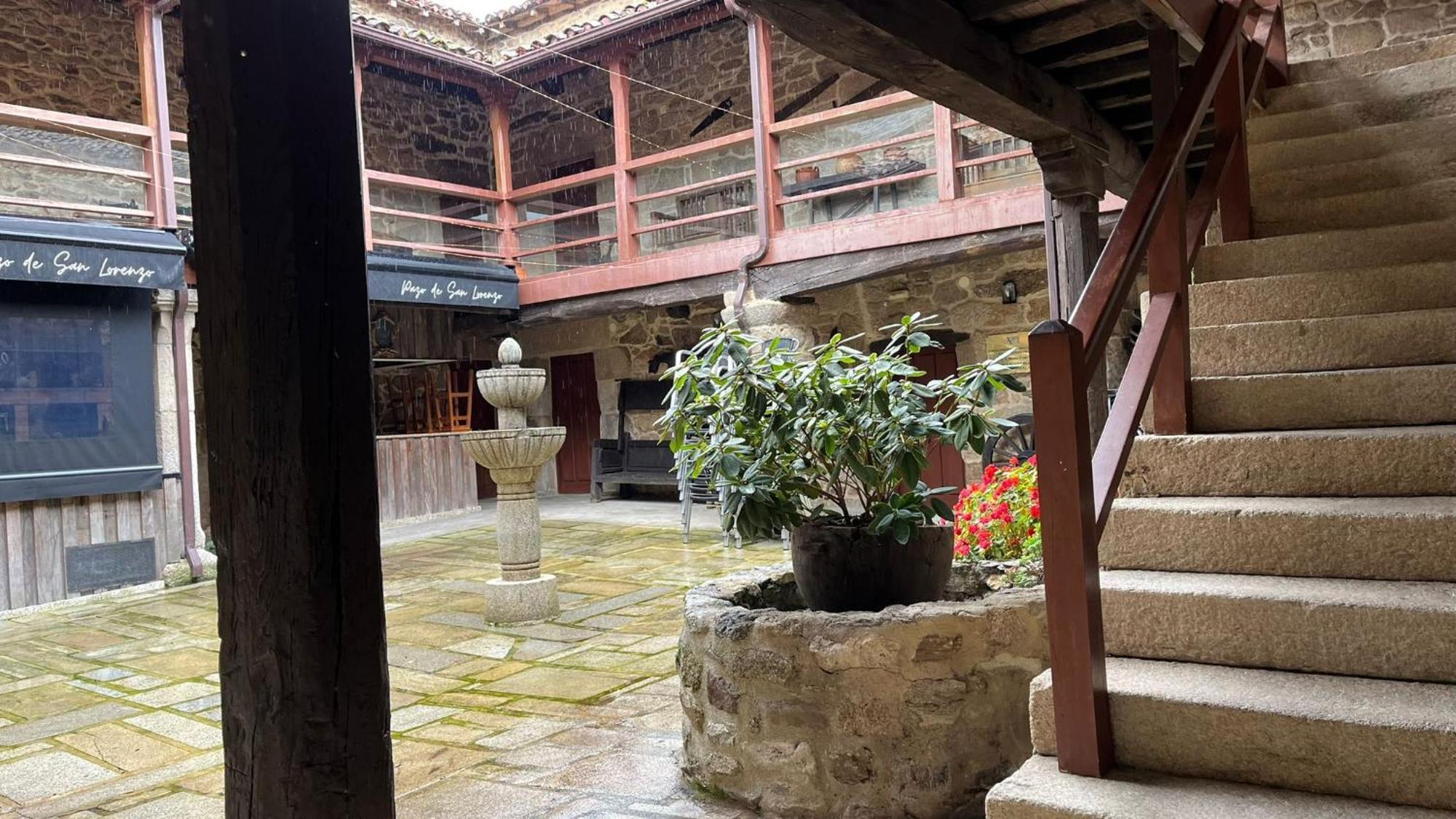 Pazo San Lorenzo- Puebla De Trives Luaran gambar
