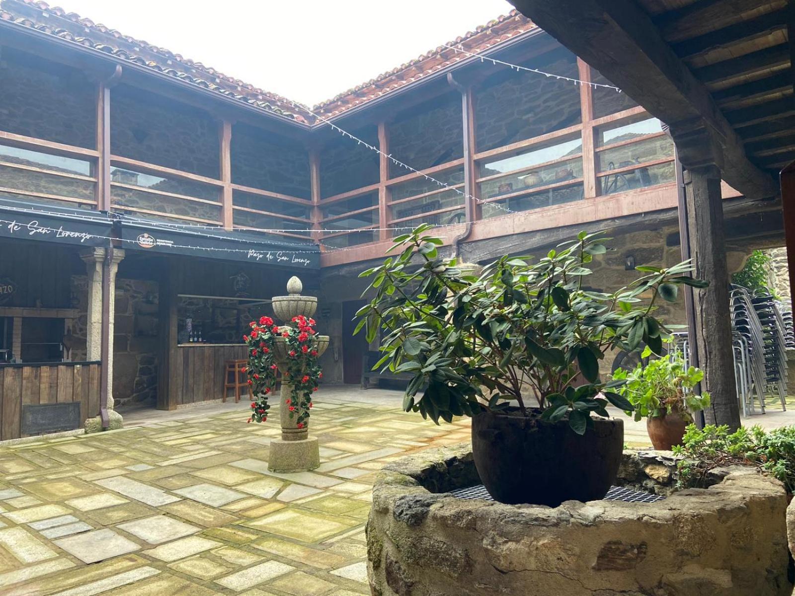 Pazo San Lorenzo- Puebla De Trives Luaran gambar